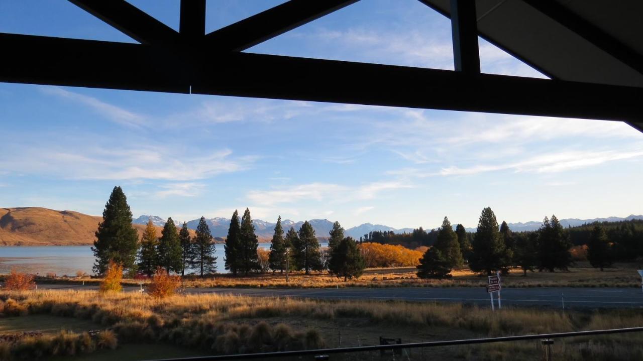 Lake Views At Antler Lodge Lac Tekapo Extérieur photo